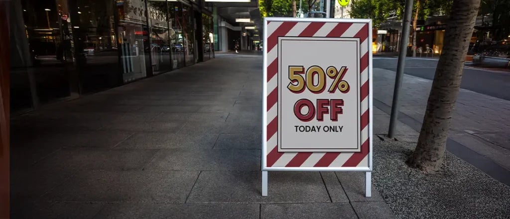 Benefits of Pavement Signs to Increase Foot Traffic